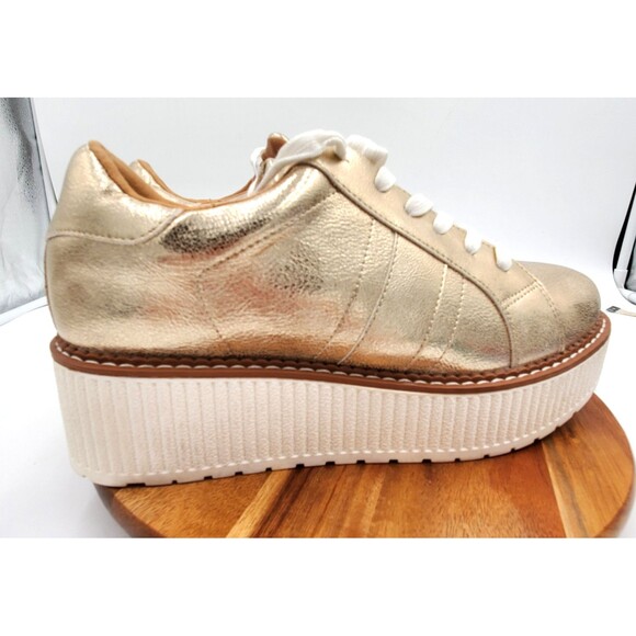Yellow Box Marcell Platform Sneakers Women 9.5M Gold Metallic 2" White Base NWOB - Picture 2 of 12